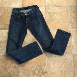 Girls jeans 👖 Levi’s 3 medium
